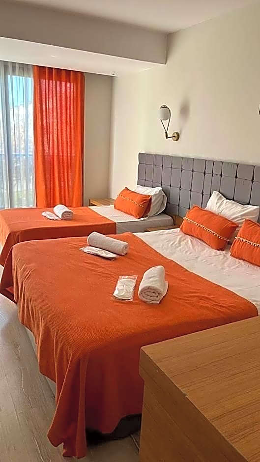 Ramona Lara Hotel
