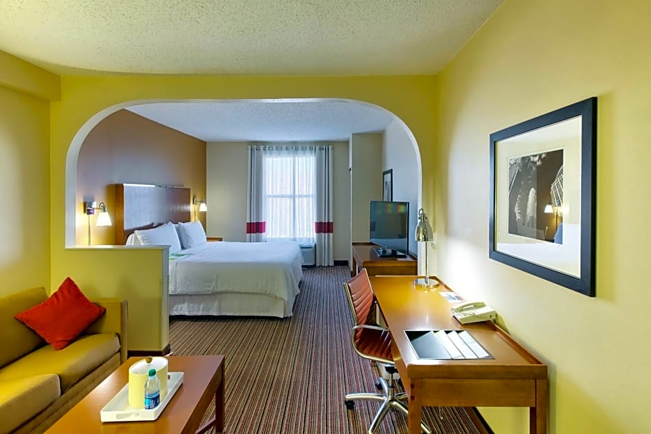 Four Points By Sheraton Charlotte - Pineville