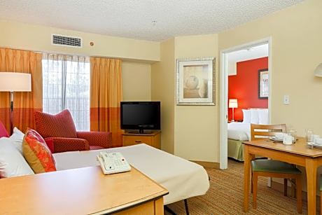 One-Bedroom Queen Suite with Sofa Bed