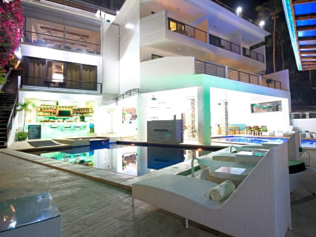 Manarra Sea View Resort