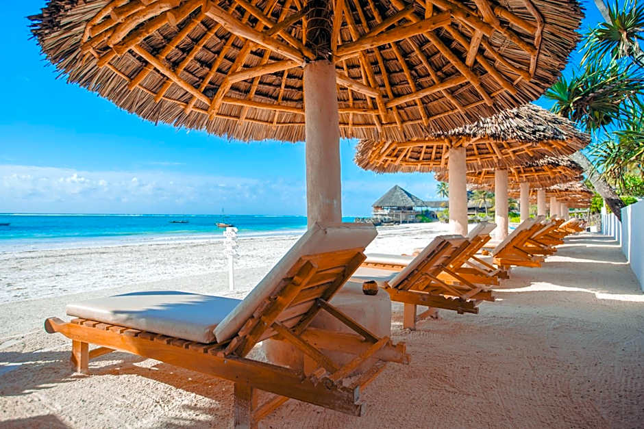 AHG Dream's Bay Beach Hotel - Adults Only