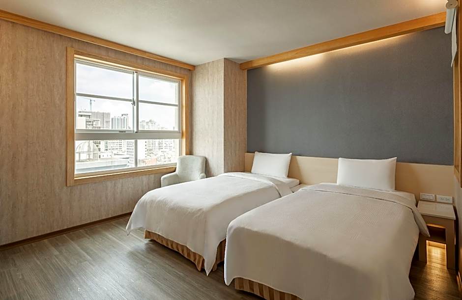 Kindness Hotel-Kaohsiung Guang Rong Pier