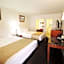 Travelodge by Wyndham Burbank-Glendale
