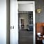 H Hotel