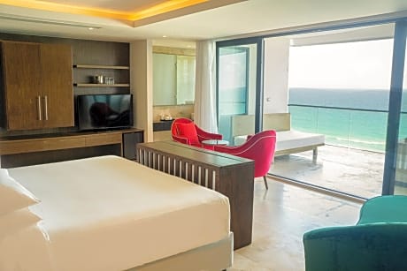 Oceanfront Beach Club Ste, All-Inclusive, Suite, 1 King