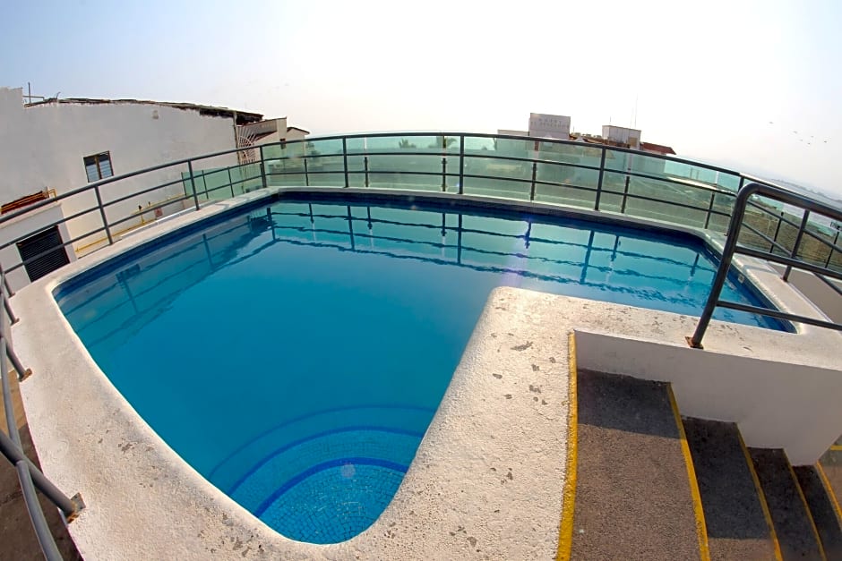 Hotel Portonovo Plaza Malecón