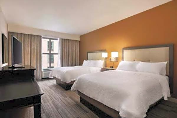 Hampton Inn & Suites - Roanoke-Downtown, VA