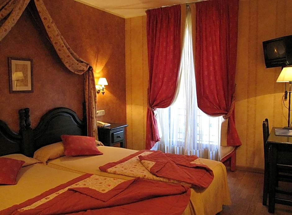 Hotel Pradas Ordesa