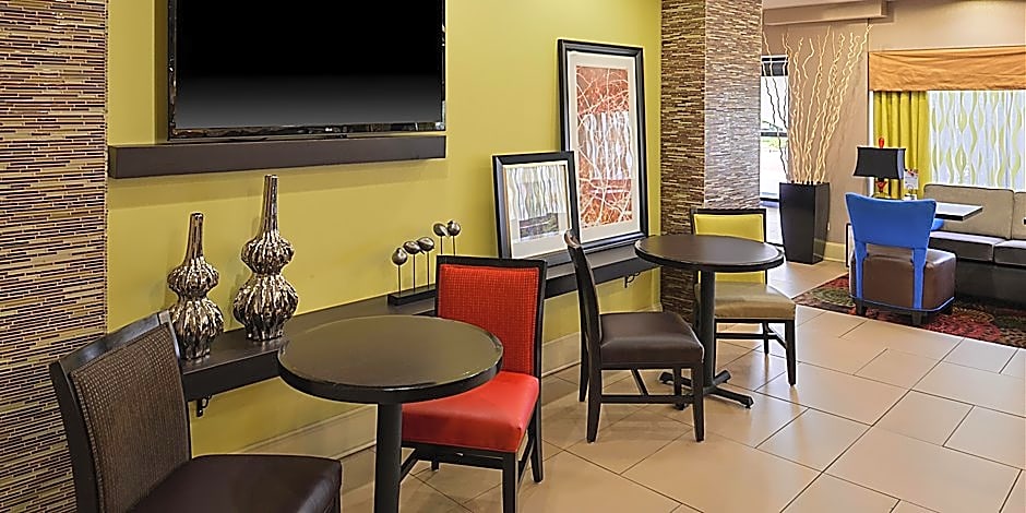 Holiday Inn Express Crestwood By IHG