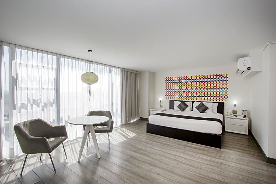 Hotel El Ejecutivo by Reforma Avenue
