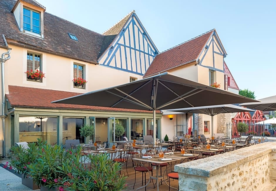 Hotel Aux Vieux Remparts, The Originals Relais (Relais du Silence)