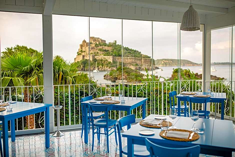 Strand Hotel Delfini