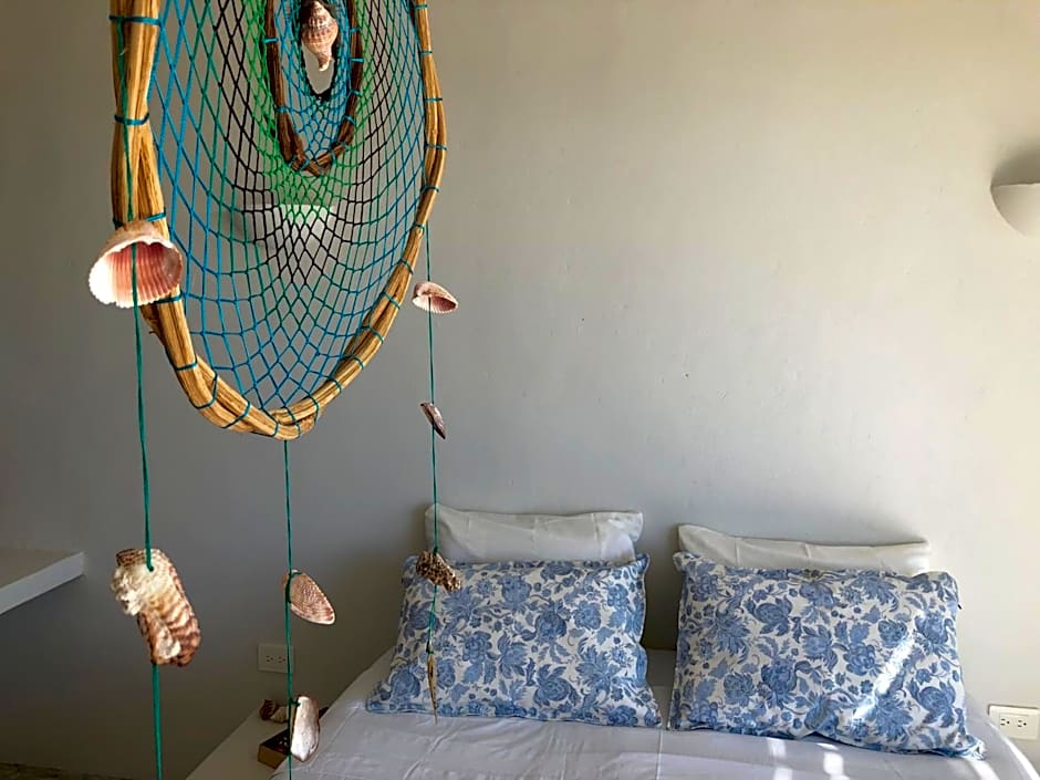 LunArena Barefoot Hotel