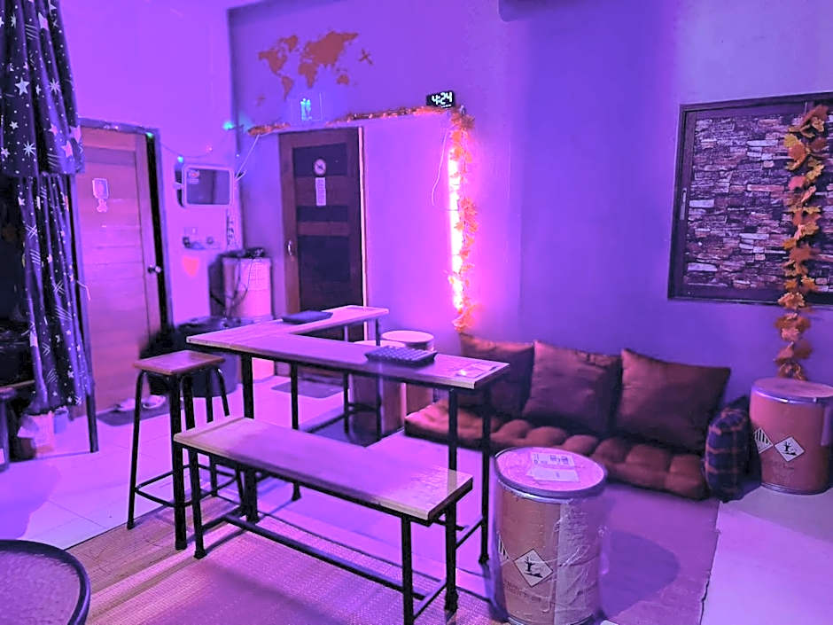The Rendezvous Fullmoon Hostel
