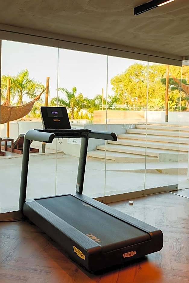 Cavo Zoe Seaside Hotel