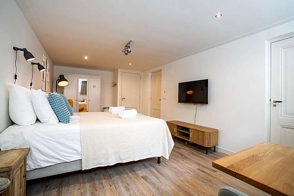 Nassau Canal Suites - in the heart of the city