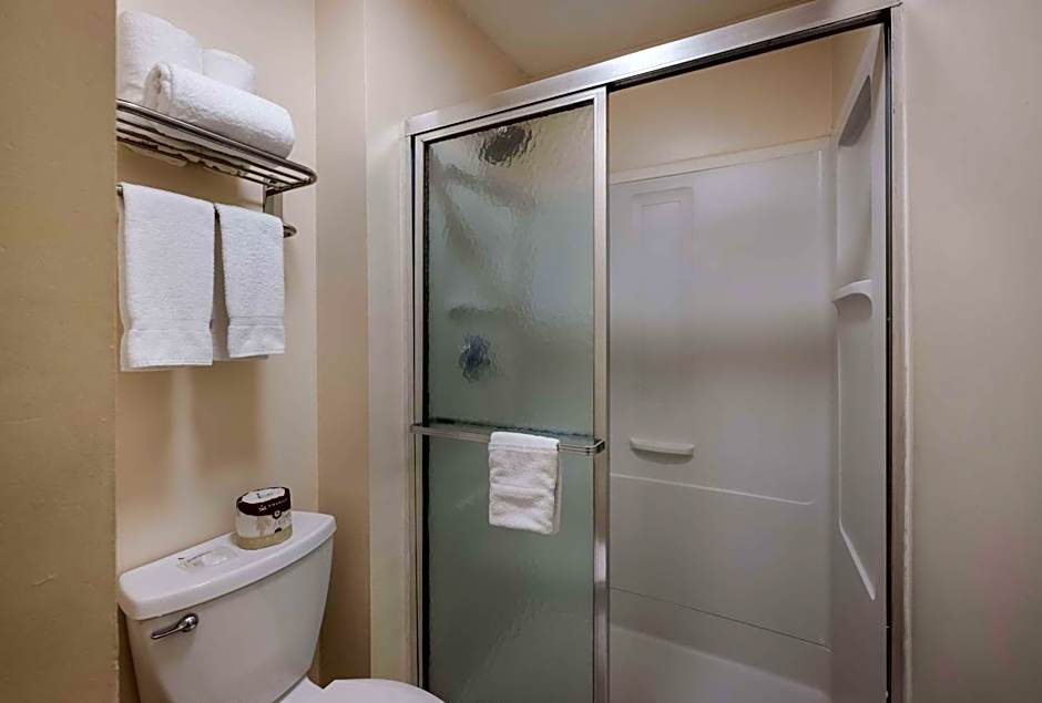 SureStay Plus by Best Western Woodbury Inn