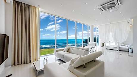 Nana Hill Pool Villa