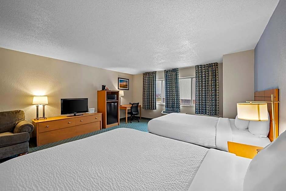 Quality Inn Dubuque on Hwy 20