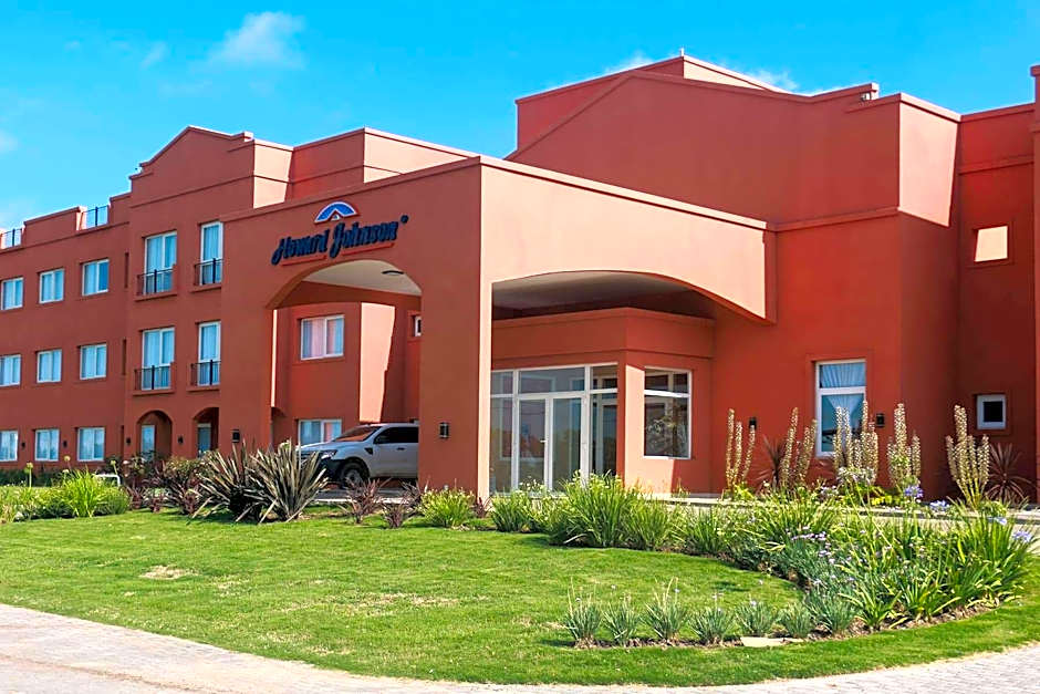 Howard Johnson Funes