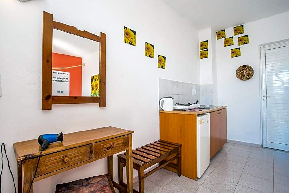 Vickys Studios Faliraki