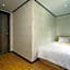 Traum Hotel & Condo