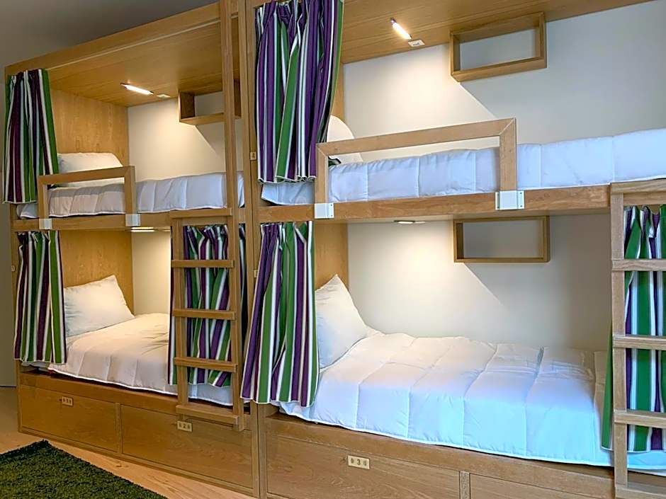 Lost Inn Porto Hostel