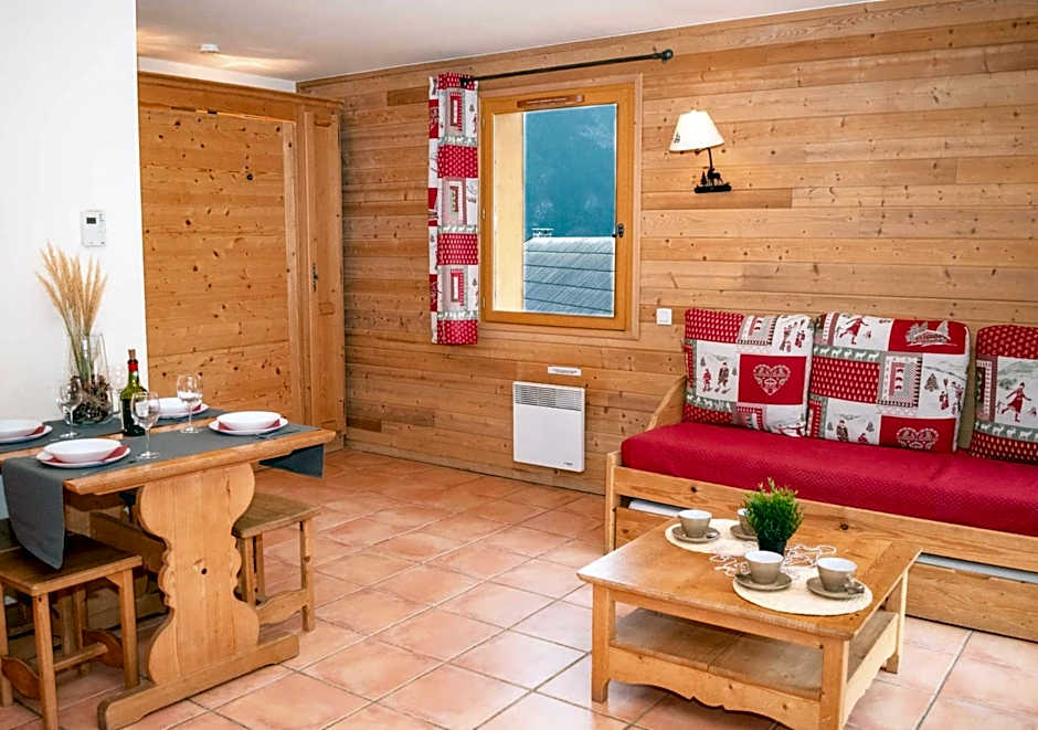 Chalets de Praroustan by Actisource