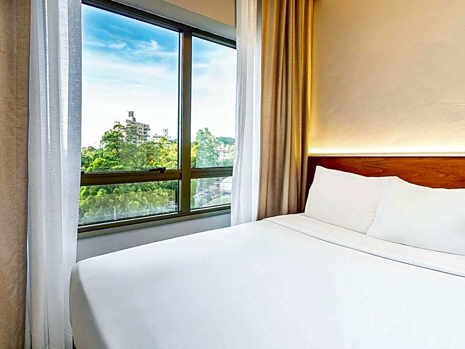 Mercure Florianopolis Convention Hotel