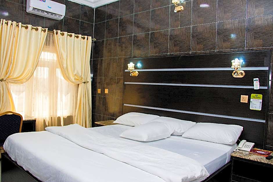 Villa Italian Hotels