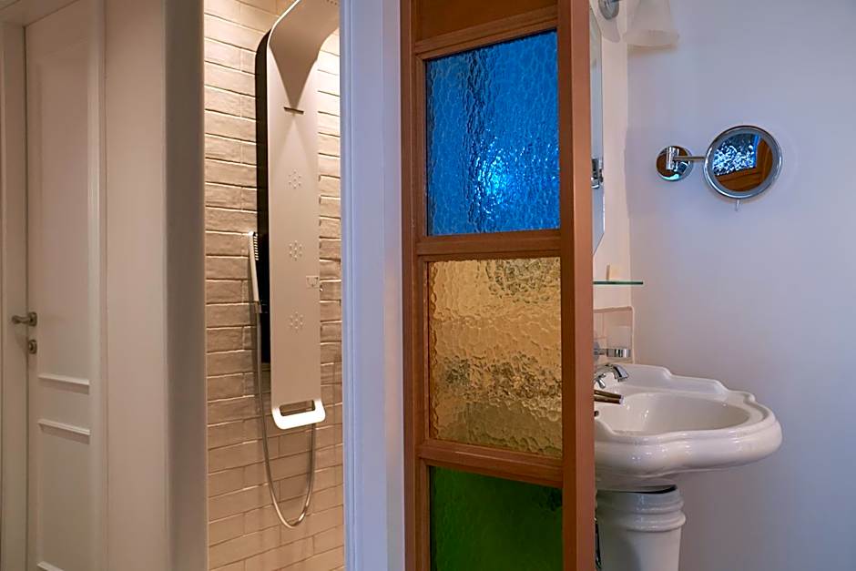 Legacy Gastro Suites