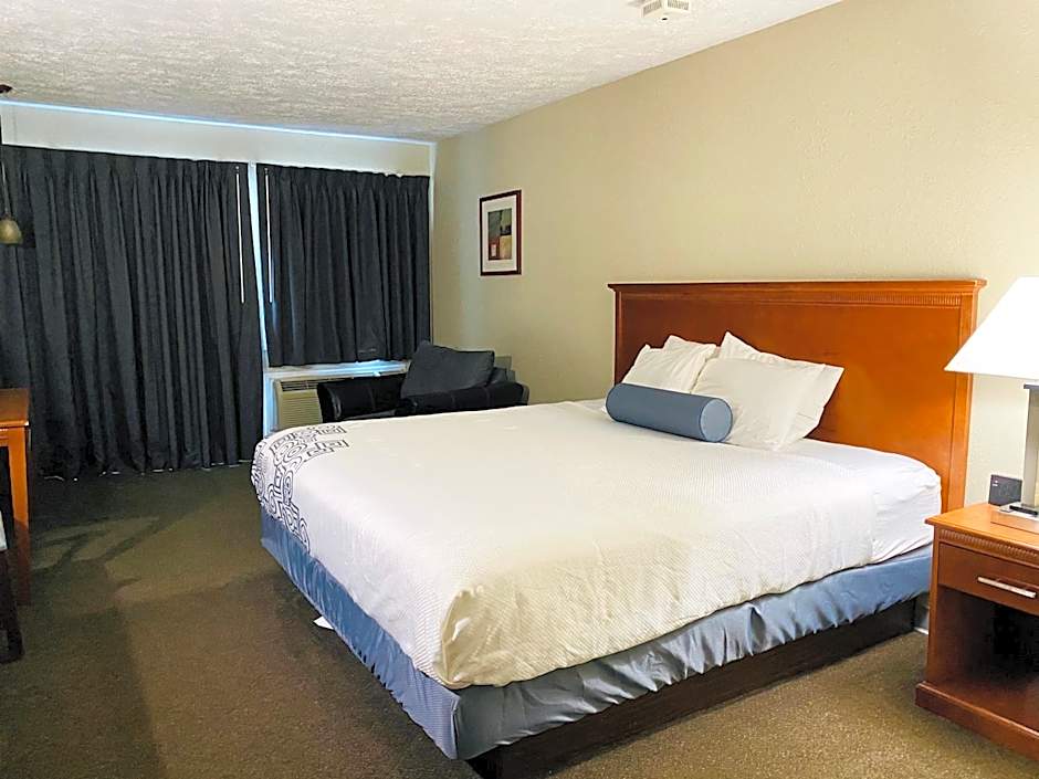 Fleetwood Inn Suites