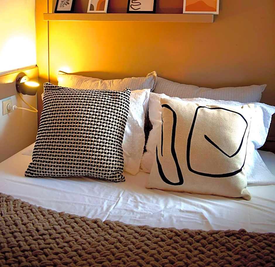 Carmen Art Hotel