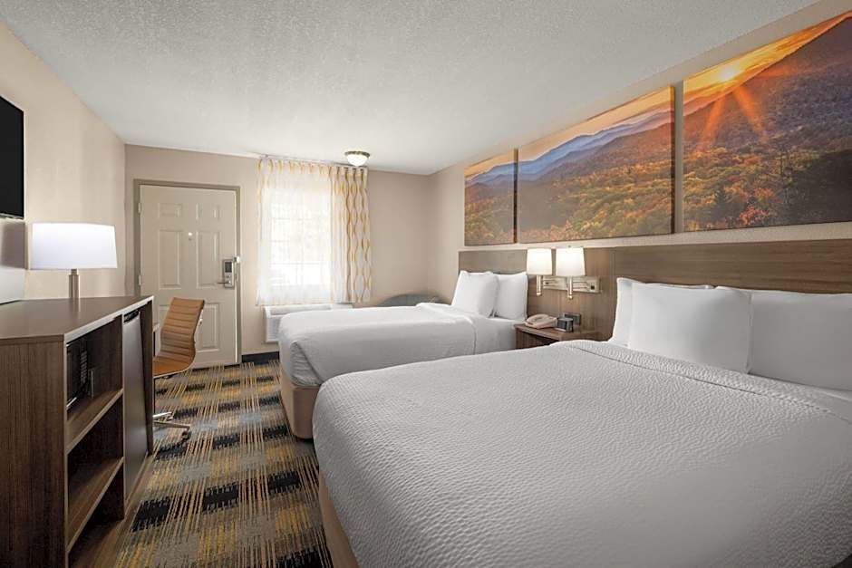 Days Inn by Wyndham Canton