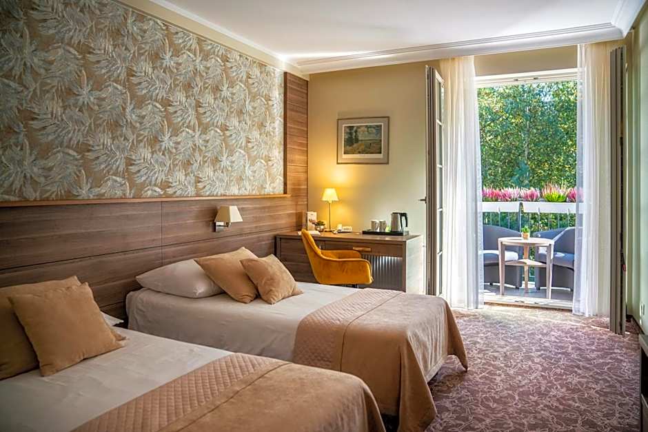 Korona Hotel