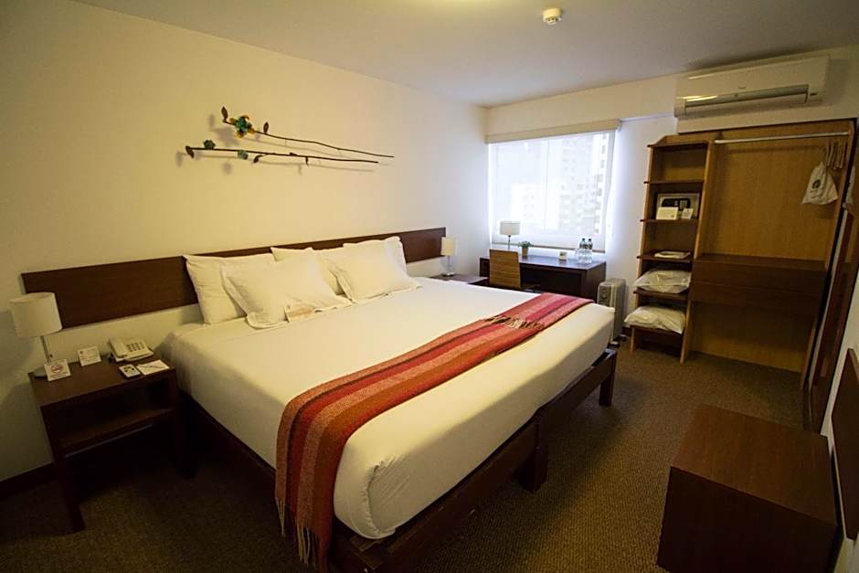 Tierra Viva Miraflores Larco