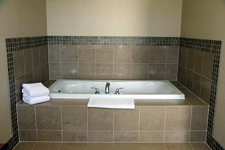 Staybridge Suites London By IHG