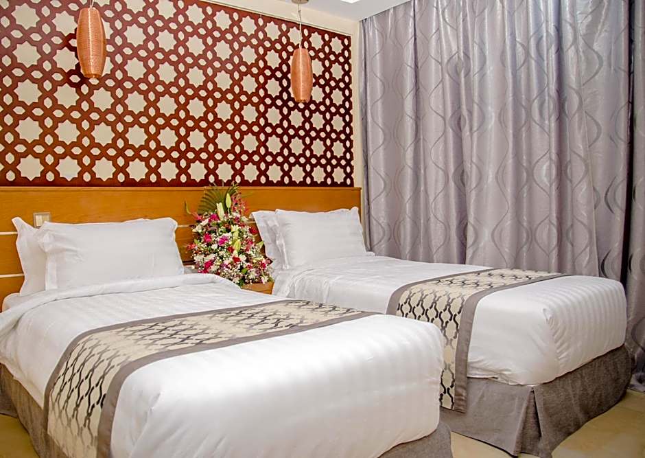 Saab Royale Hotel