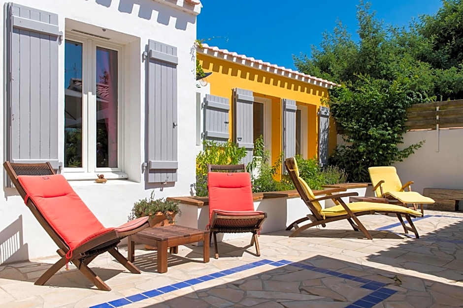 Les Yeux Bleus Bed & Breakfast