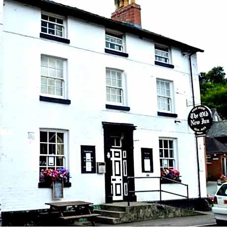 Old New Inn, Llanfyllin