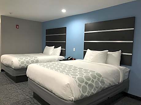 Standard Queen Room with Two Queen Beds - Non-Smoking