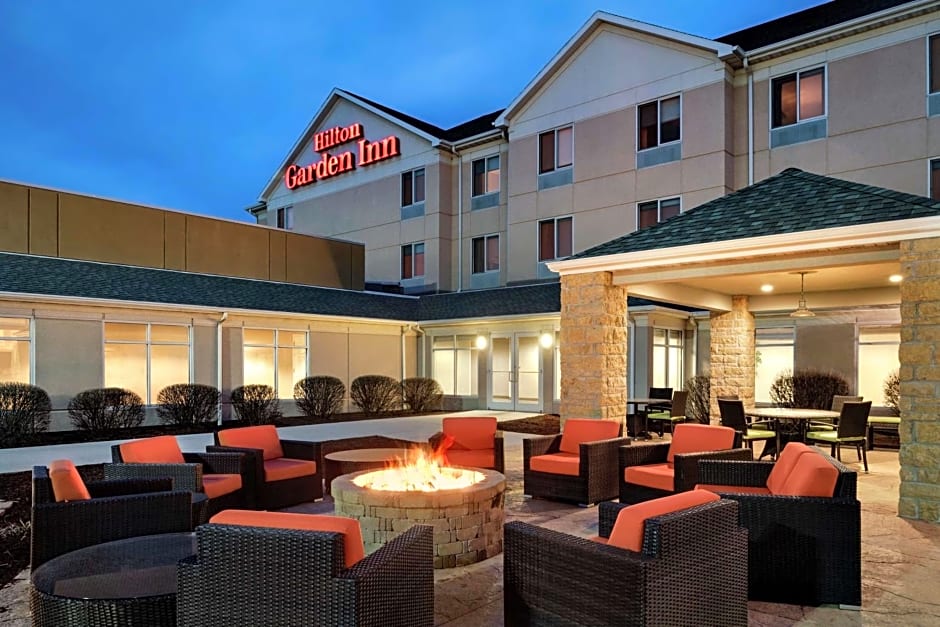 Hilton Garden Inn Dubuque Down