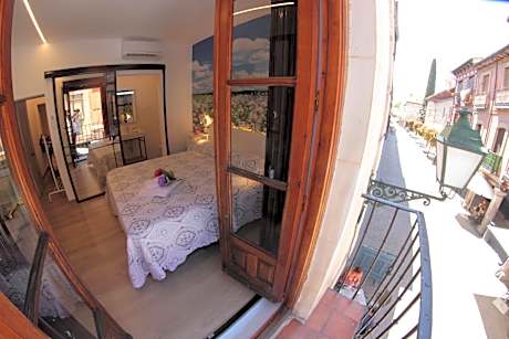 Deluxe Double Room with Balcony