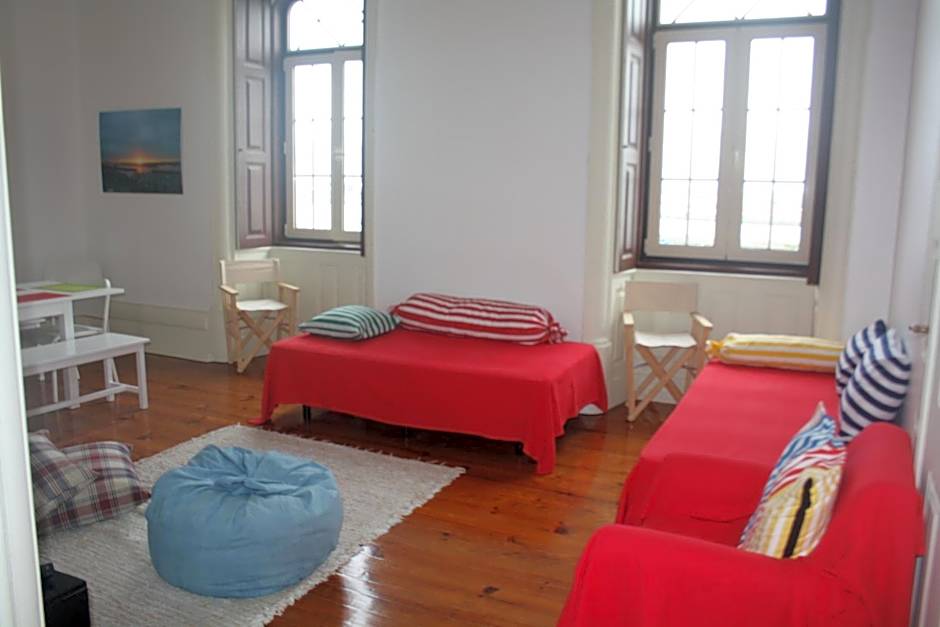 Hostel 402