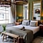 Grand Boutique Hotel-Restaurant Huis Vermeer