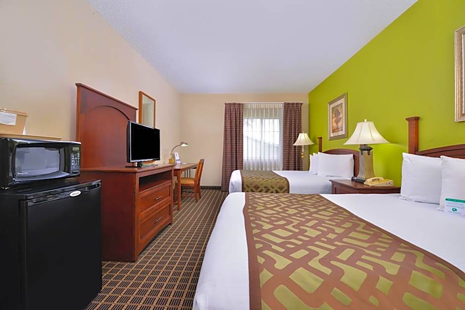 Regency Inn Geneseo IL I-80