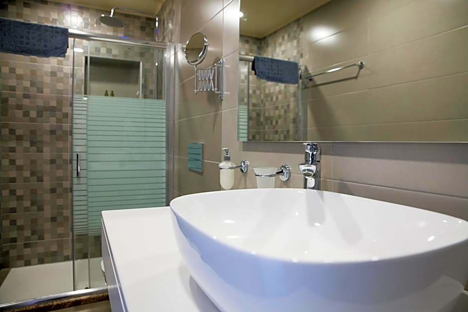 Minos Boutique Hotel