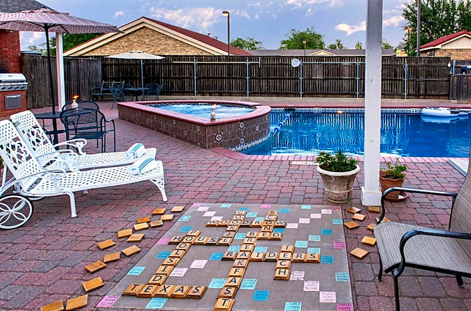 Woodrow House Bed & Breakfast