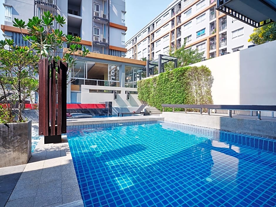 The Grass Serviced Suites