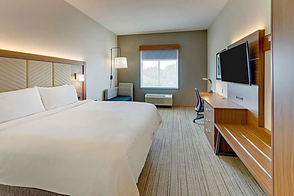 Holiday Inn Express & Suites Weatherford By IHG